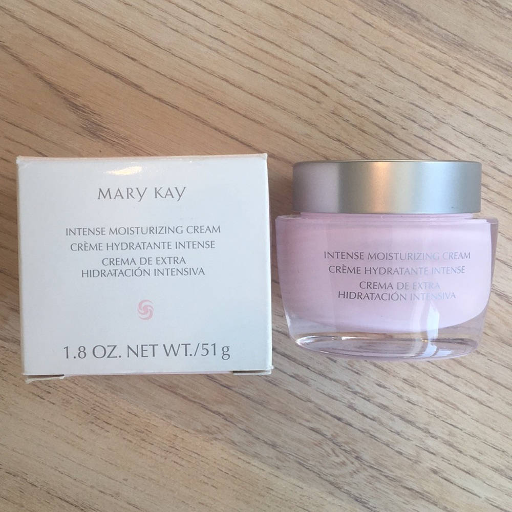 NEW Mary Kay Intense Moisturizing Cream